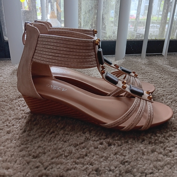 Metallic Gold Wedge Sandals - Picture 2 of 4